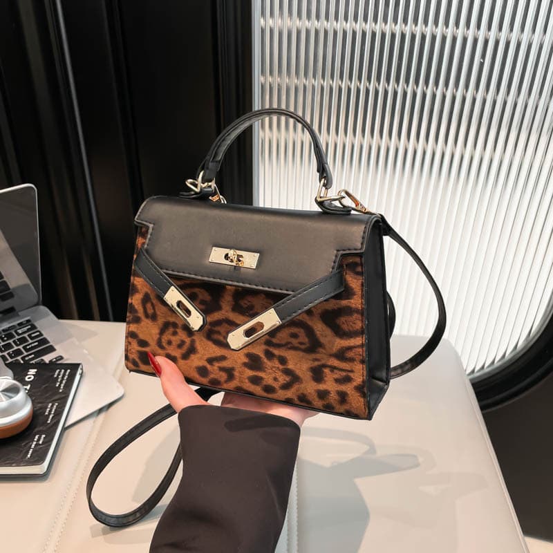 Cross-border Retro Leopard Handbag Women's 2025 New Autumn and Winter Fashion Kelly Bag Personalized Shoulder Crossbody Bag