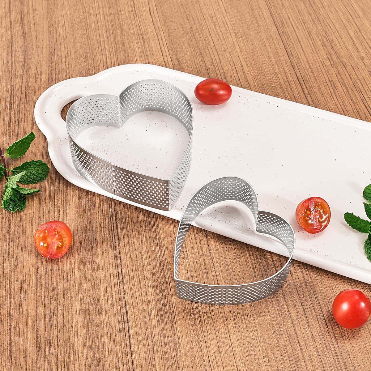 430 stainless steel punched cake mousse tart ring mold, heart-shaped 3.5cm high holed tower ring, French cheese tower