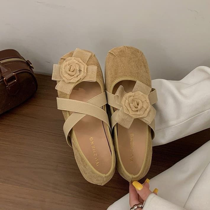 Retro fairy style flower Mary Jane shoes for women 2026 autumn new ballet shoes gentle matching skirt evening shoes