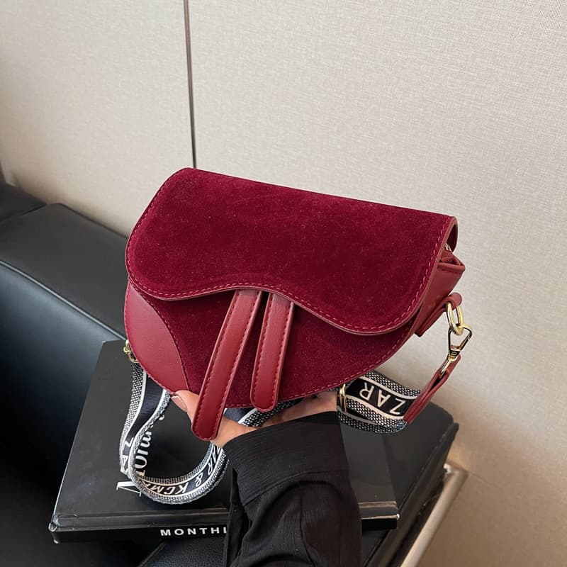 Suede Bag for Women 2025 New Spring Summer Vintage Niche Design Wide Strap Crossbody Bag Exquisite Mini Saddle Bag