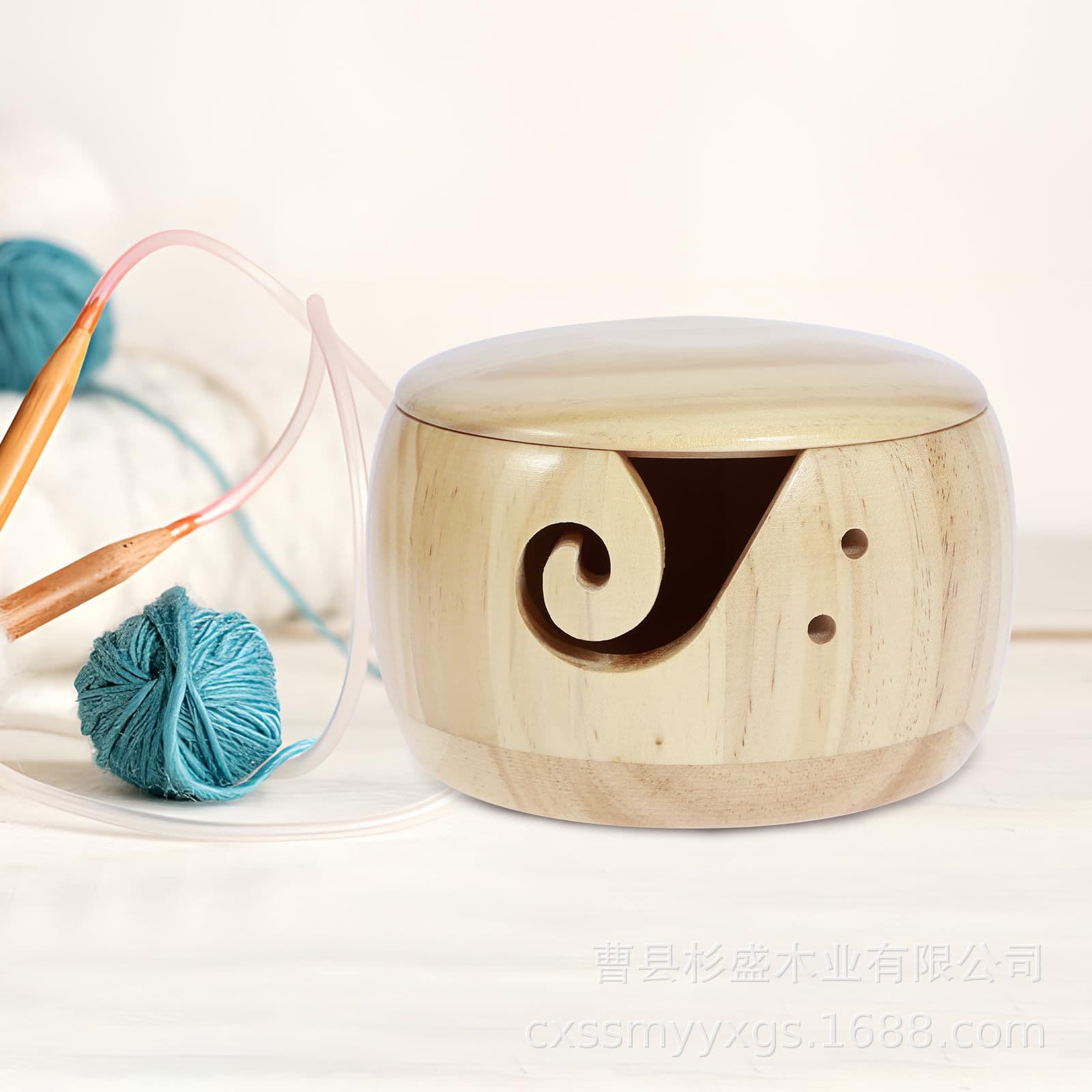 Wooden Yarn Bowl Knitting Thread Holder Crochet Bowl Stand with Carved Hole Round Yarn Storage Bowl with Lid Dustproof