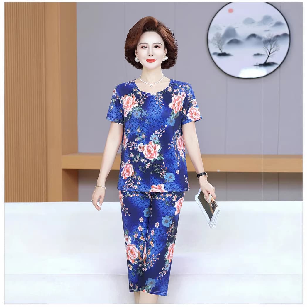 Summer Ice Silk Pajama Set for Middle-aged and Elderly Women, Short Sleeve Two-piece Homewear, Plus Size Loose and Comfortable