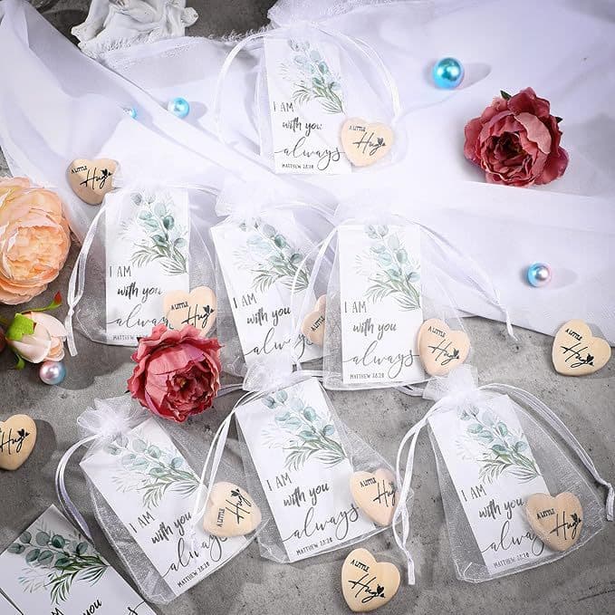 Wooden Heart-Shaped Pocket Hug Token with Bible Hug Card, Transparent Organza Bag, Bulk Souvenir Heart-Shaped Pendant