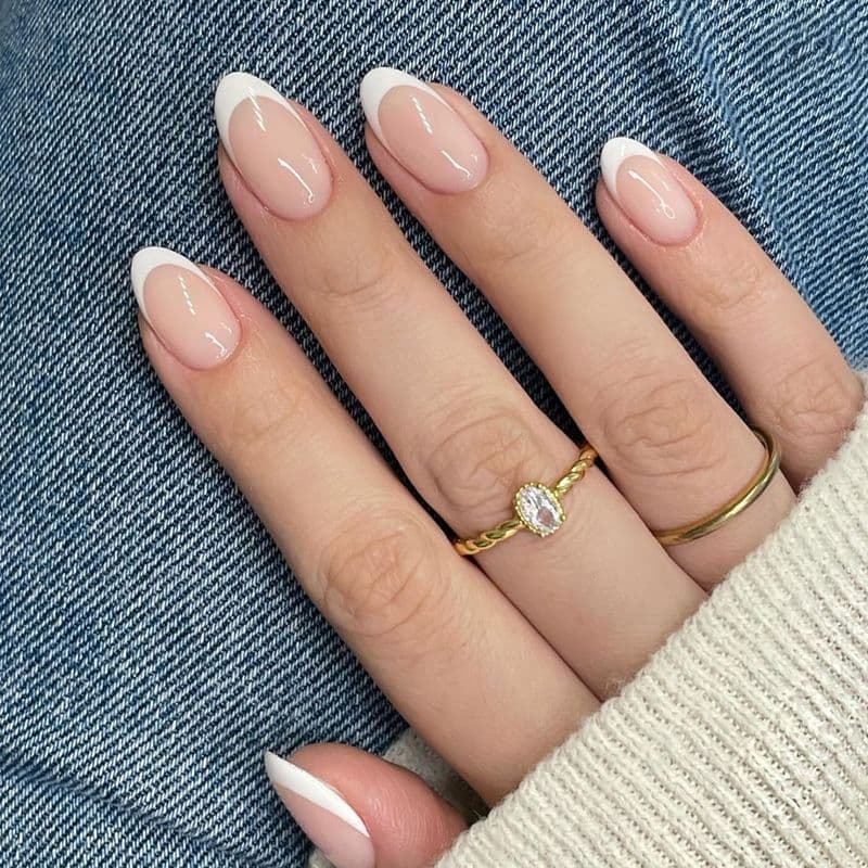 Cross-border Hot Selling Wearable Almond Nail Tips White French Edge Sweet Fake Nails Finished Product
