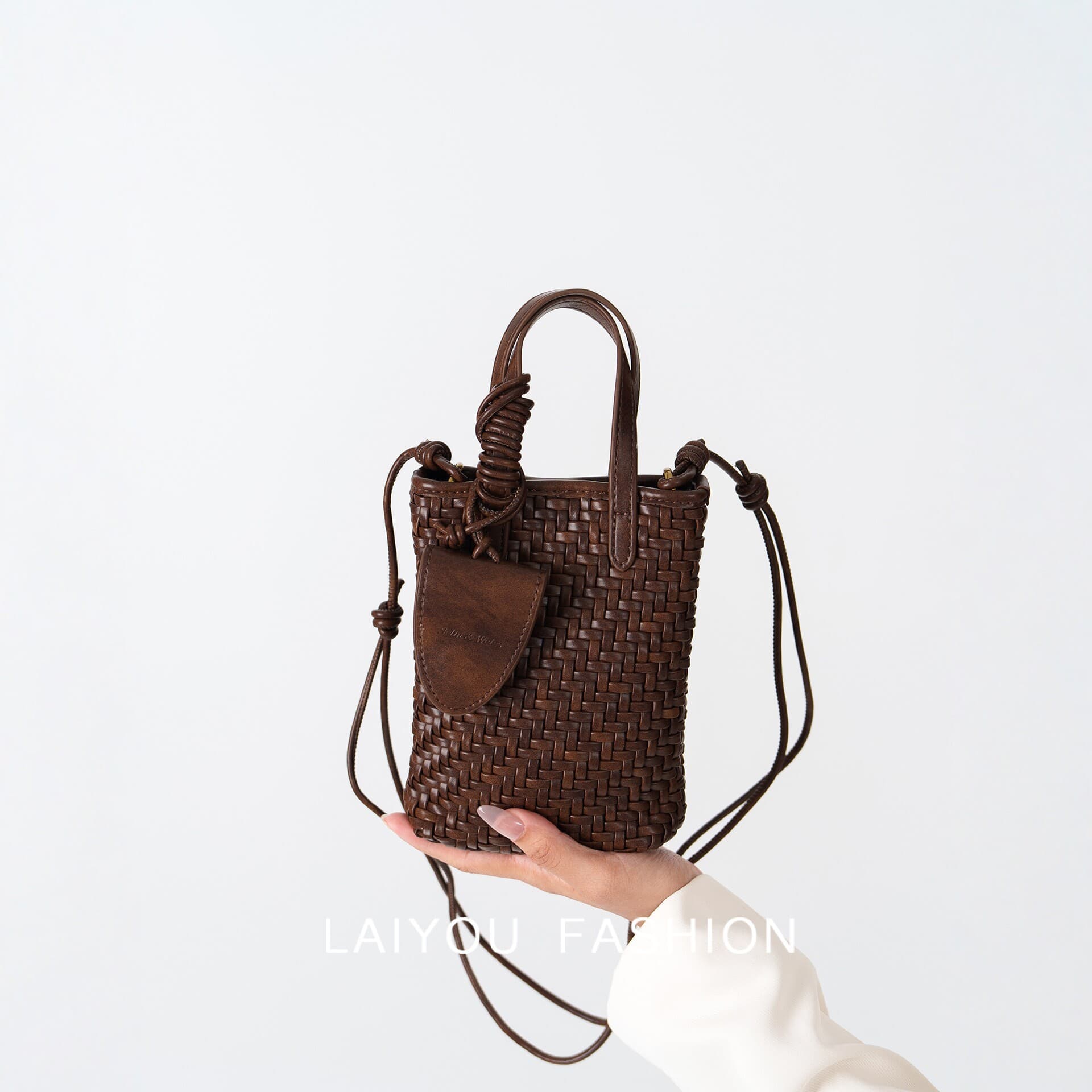 2026 New Denim Hot Diamond Chain Bag Women's High-Level Single Shoulder Crossbody Bag Niche Fashion Underarm Bag Versatile Water