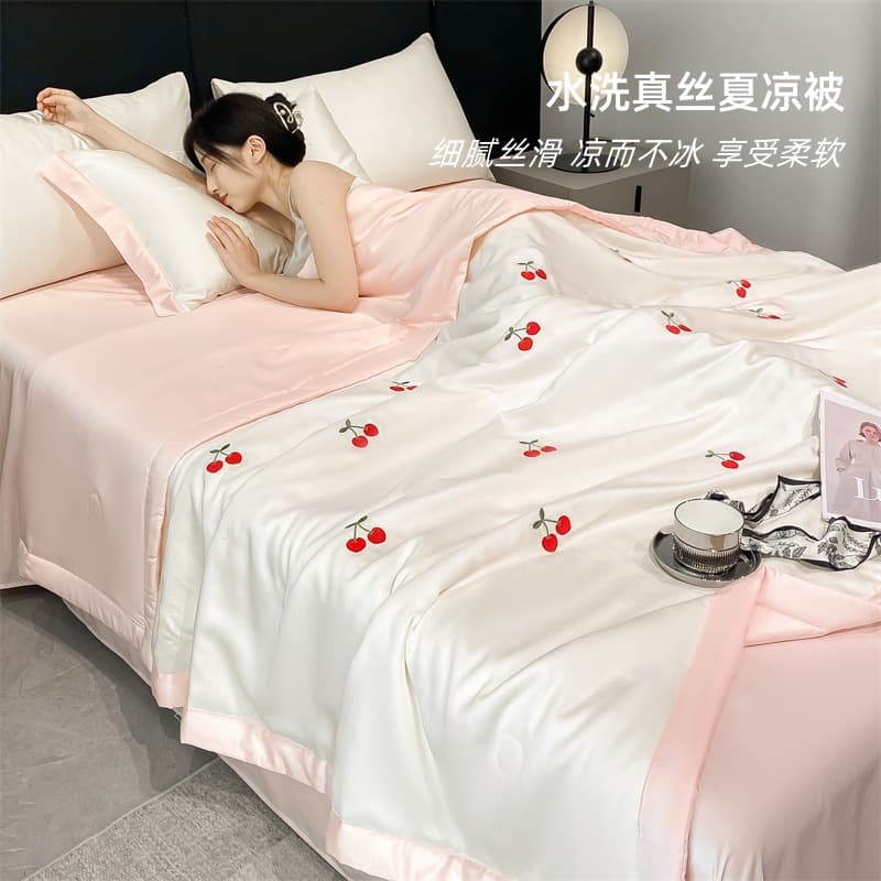 Summer washed silk summer quilt four-piece set embroidered silk smooth naked sleeping ice silk summer cool quilt air-conditioned quilt machine washable quilt core