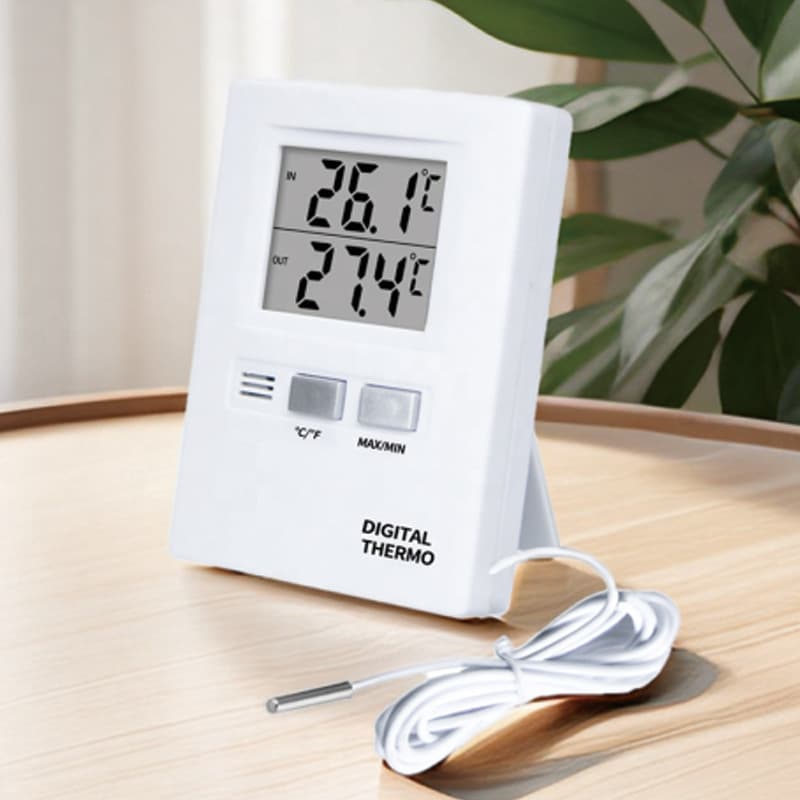 Wall-Mounted Indoor/Outdoor Environment Monitoring Thermometer for Reptile and Aquaculture, Dual-Channel Sensor