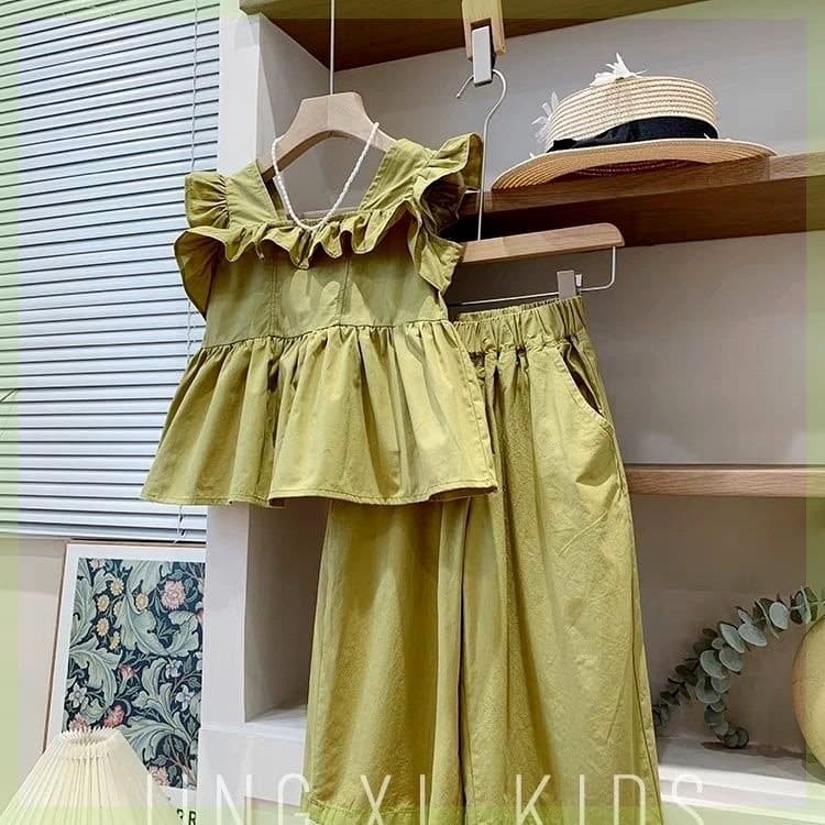 Children's Clothing 2025 Summer New Korean Style Girls' Fashionable Flying Sleeves Suspender Tops Loose Wide-Leg Cropped Pants Two-piece Set