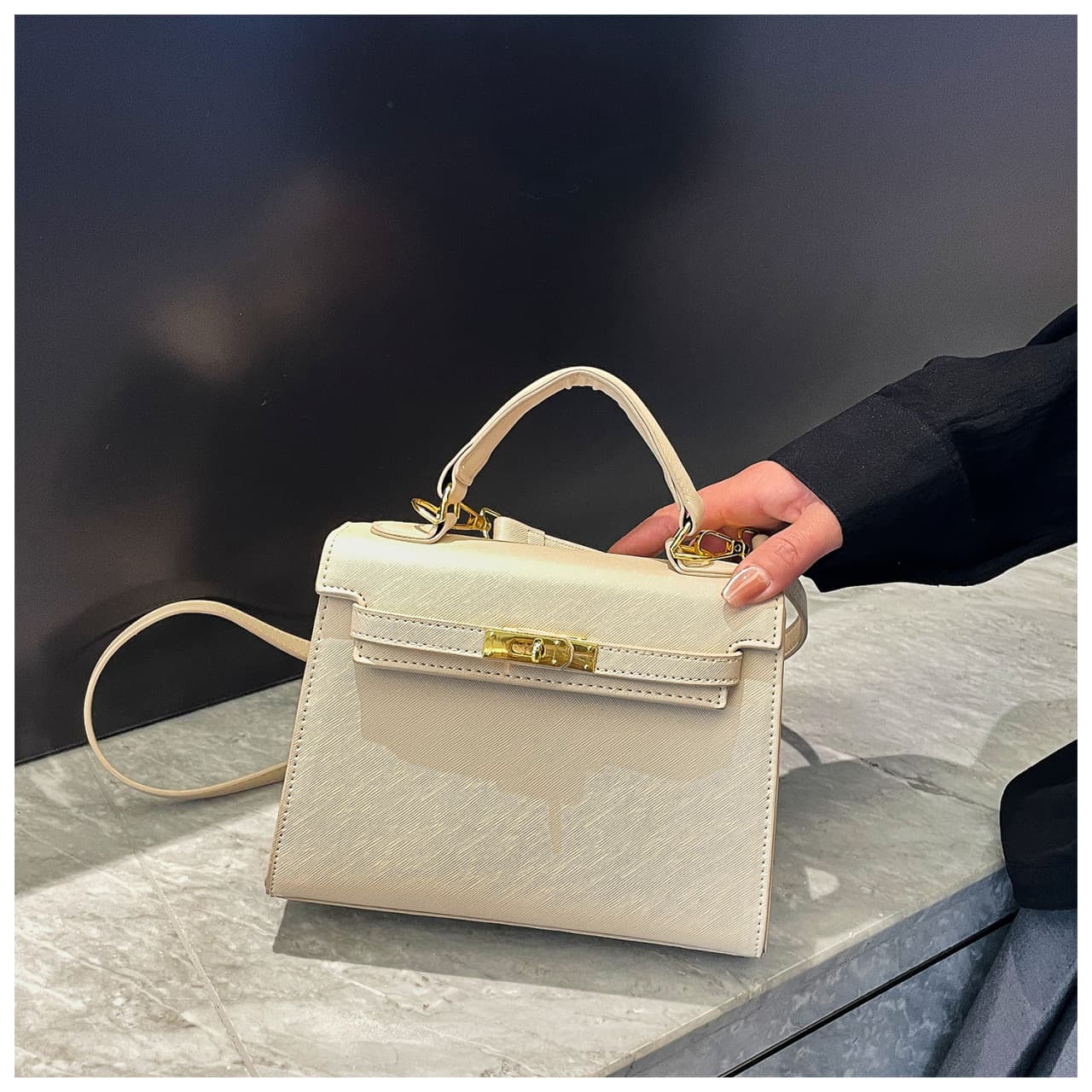Premium Quality Shoulder Bag for Women 2026 New Style, Minimalist Fashionable Handbag, Large Capacity Crossbody Bag