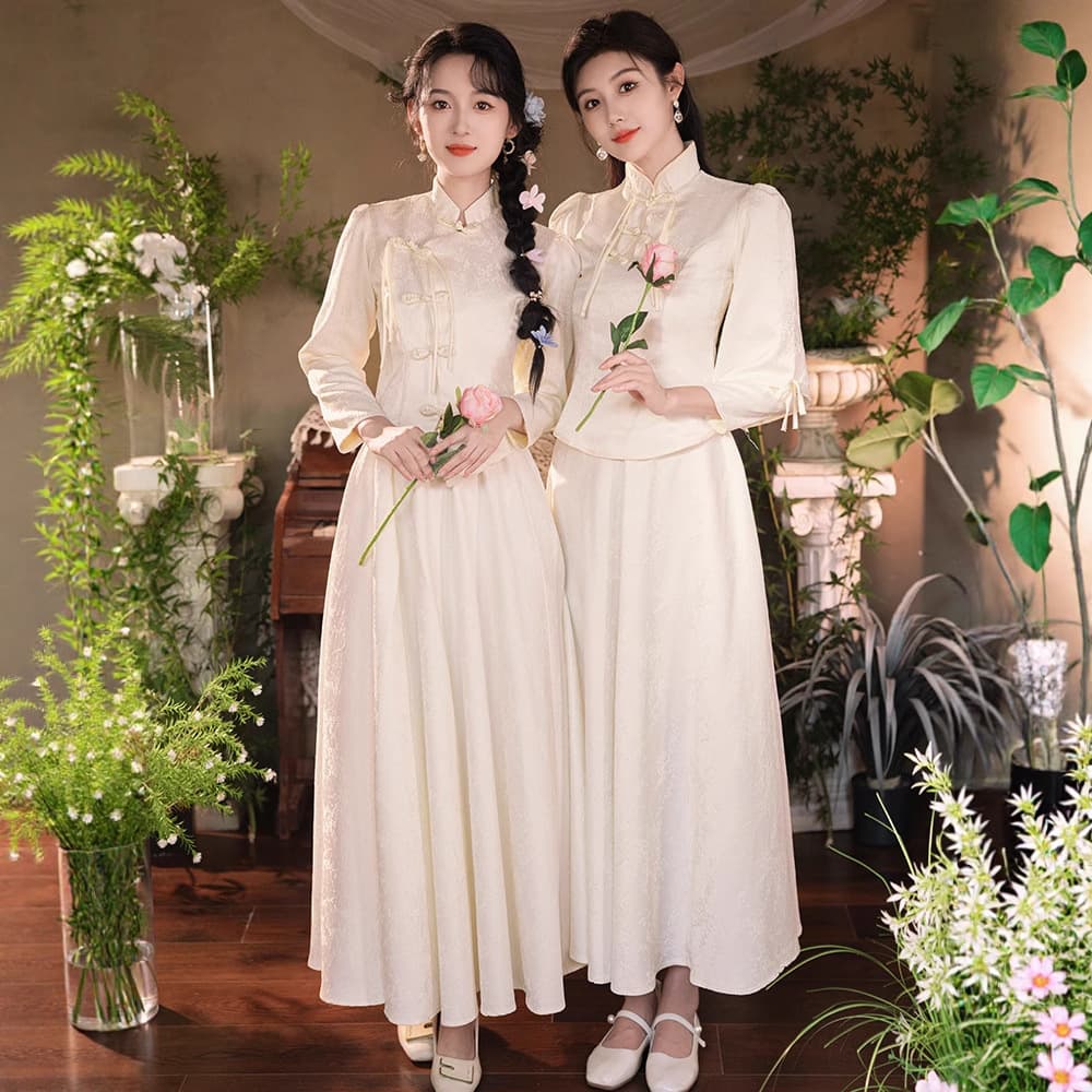 New Chinese Style Bridesmaid Dress 2025 New Autumn/Winter Sister Group Wedding Champagne Color High-End Gown Engagement Qipao