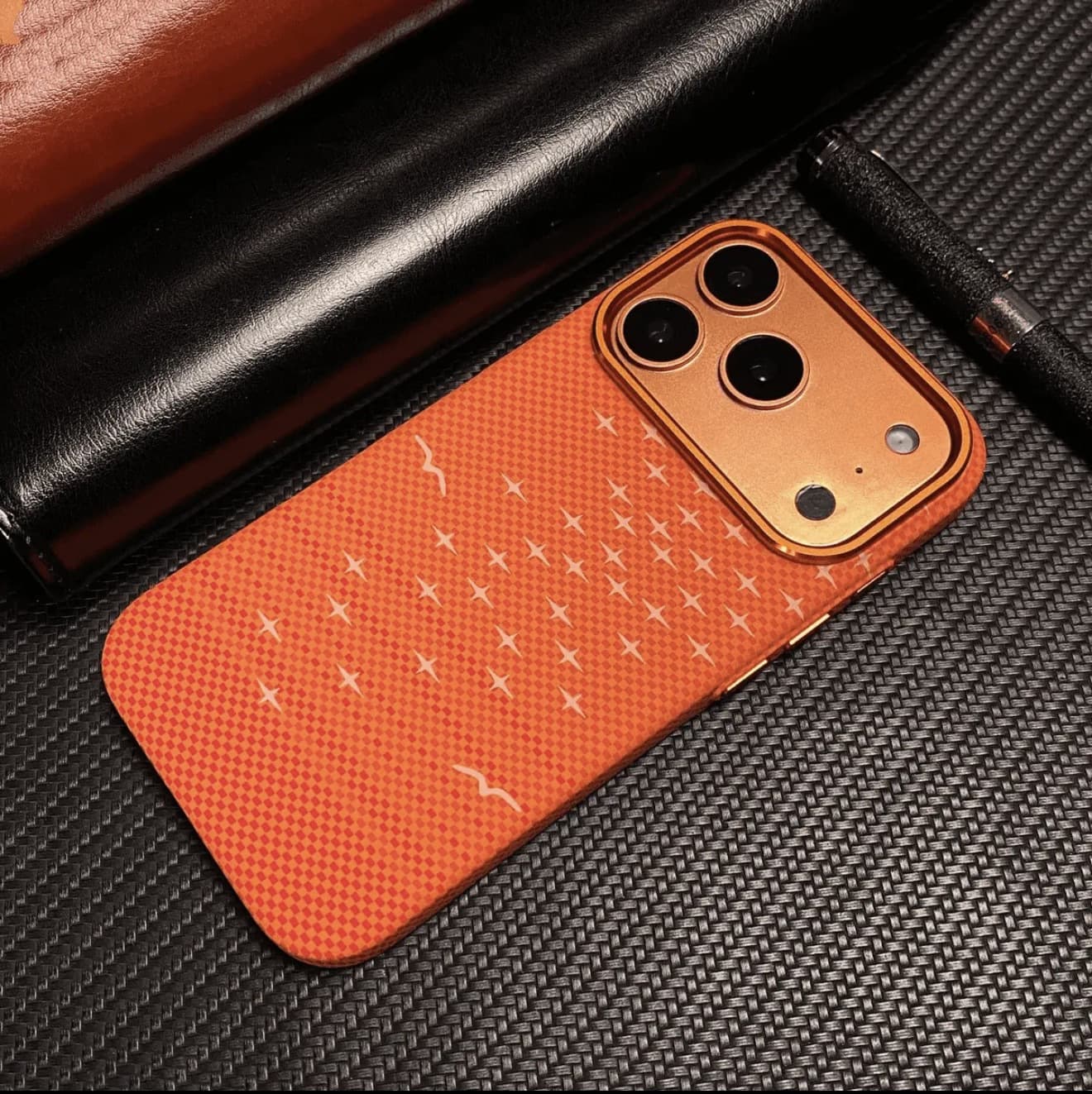 Compatible with iPhone 18 Pro Max, Kevlar magnetic case for Apple 17, skin-feel premium hard phone case 16