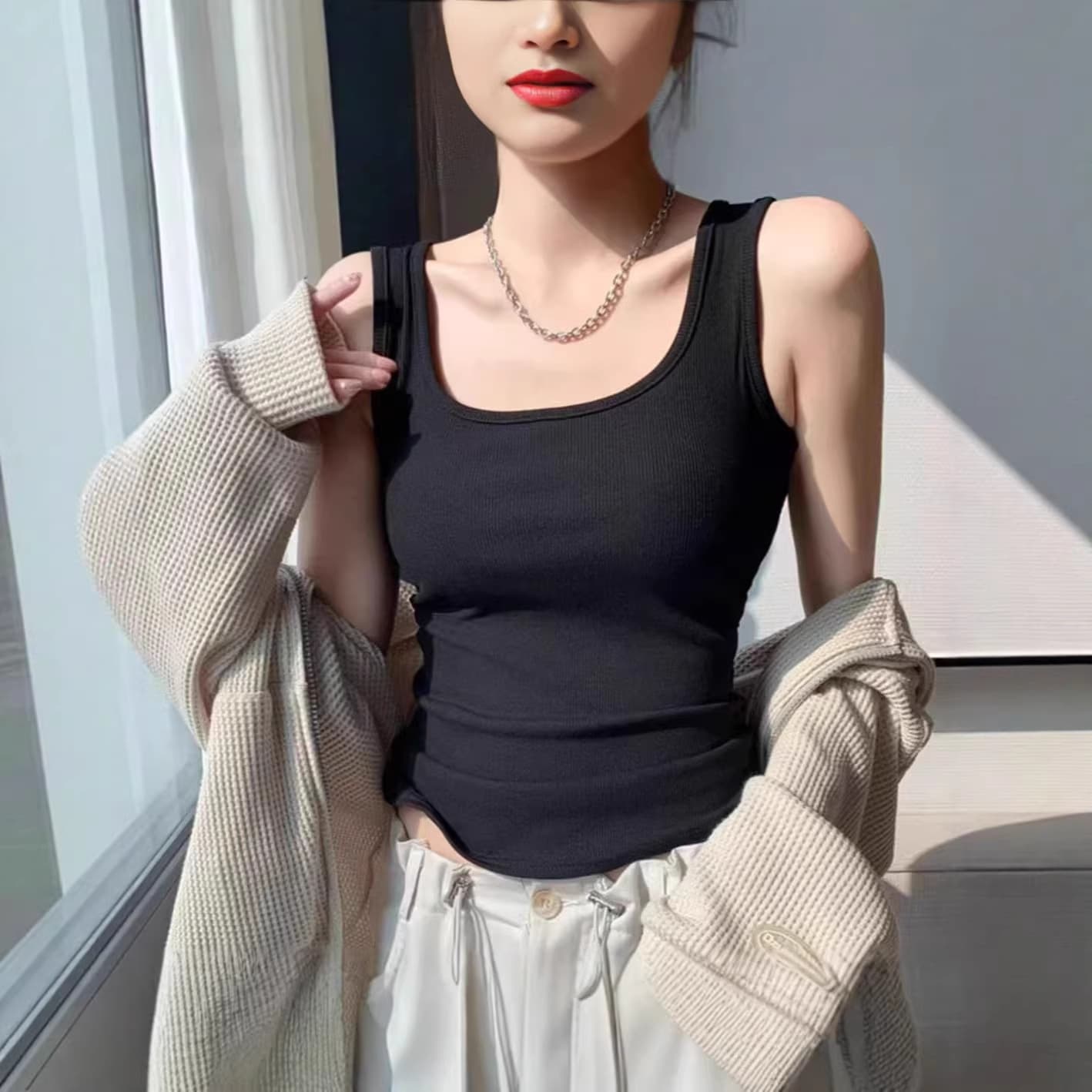 Factory Direct New Wide Shoulder Vest Women Deep U Neck Basic Layering Vest Women Outerwear Sleeveless Vest