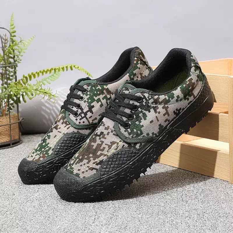 Factory Direct Training Shoes Liberation Shoes Men's Women's Military Training Shoes Labor Protection Shoes Anti-slip Wear-resistant Construction Work Shoes Migrant Worker Shoes