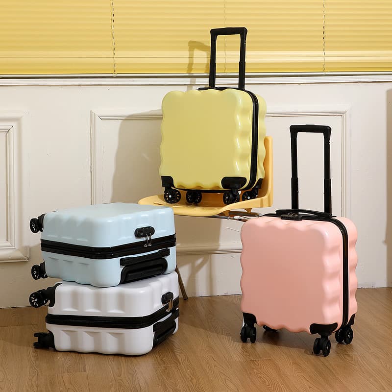 Kids Suitcase, 18-Inch Silent Trolley Portable Luggage, Cartoon Mini, High Aesthetic Value, Internet-Famous Carry-On Case Wholesale
