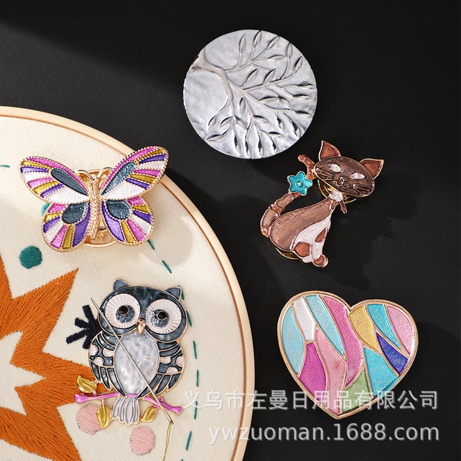 Needle Minder Sewing Storage Magnetic Pin Catcher Butterfly Cartoon Magnet