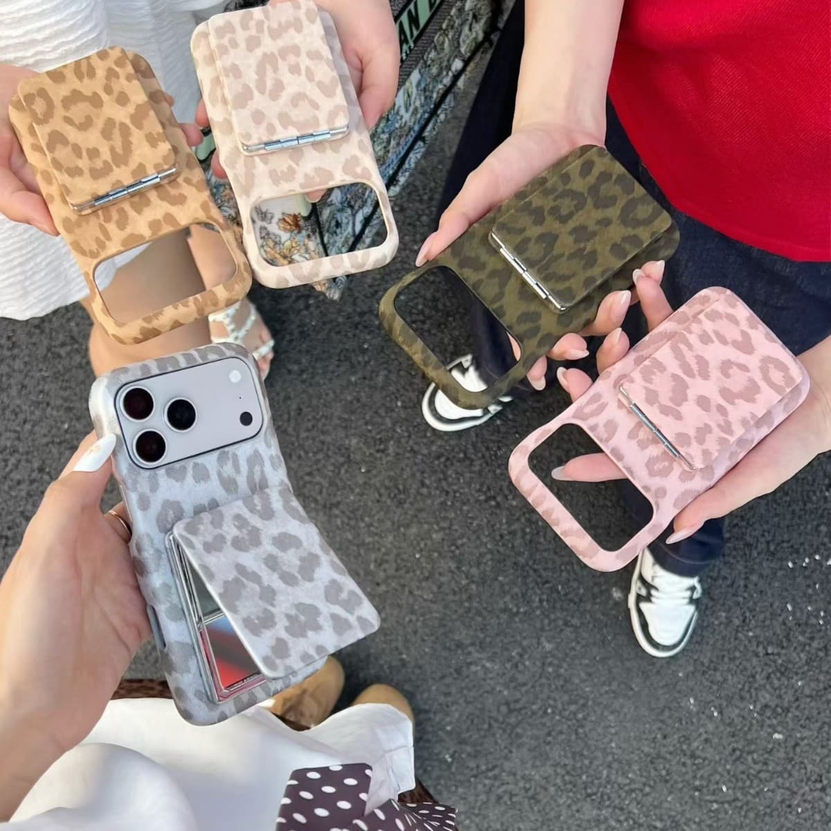 New leopard print mirror mobile phone case iPhone17Promax all protective cases suitable for 15 mobile phone cases wholesale