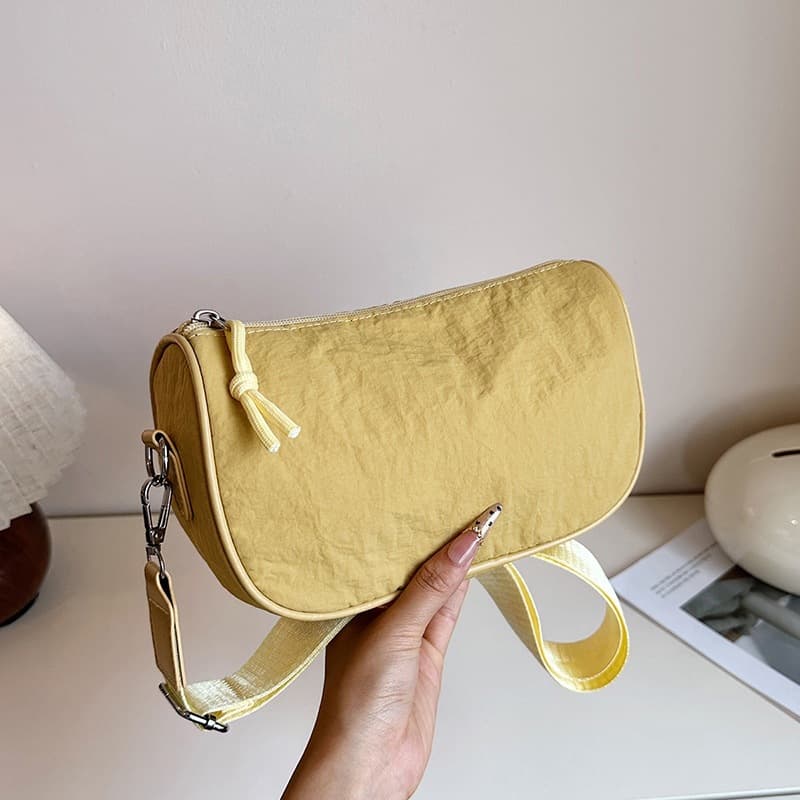 Japanese pleated crossbody bag, casual and versatile, portable women's bag, large capacity, fashionable solid color crossbody bag, exclusively available across borders