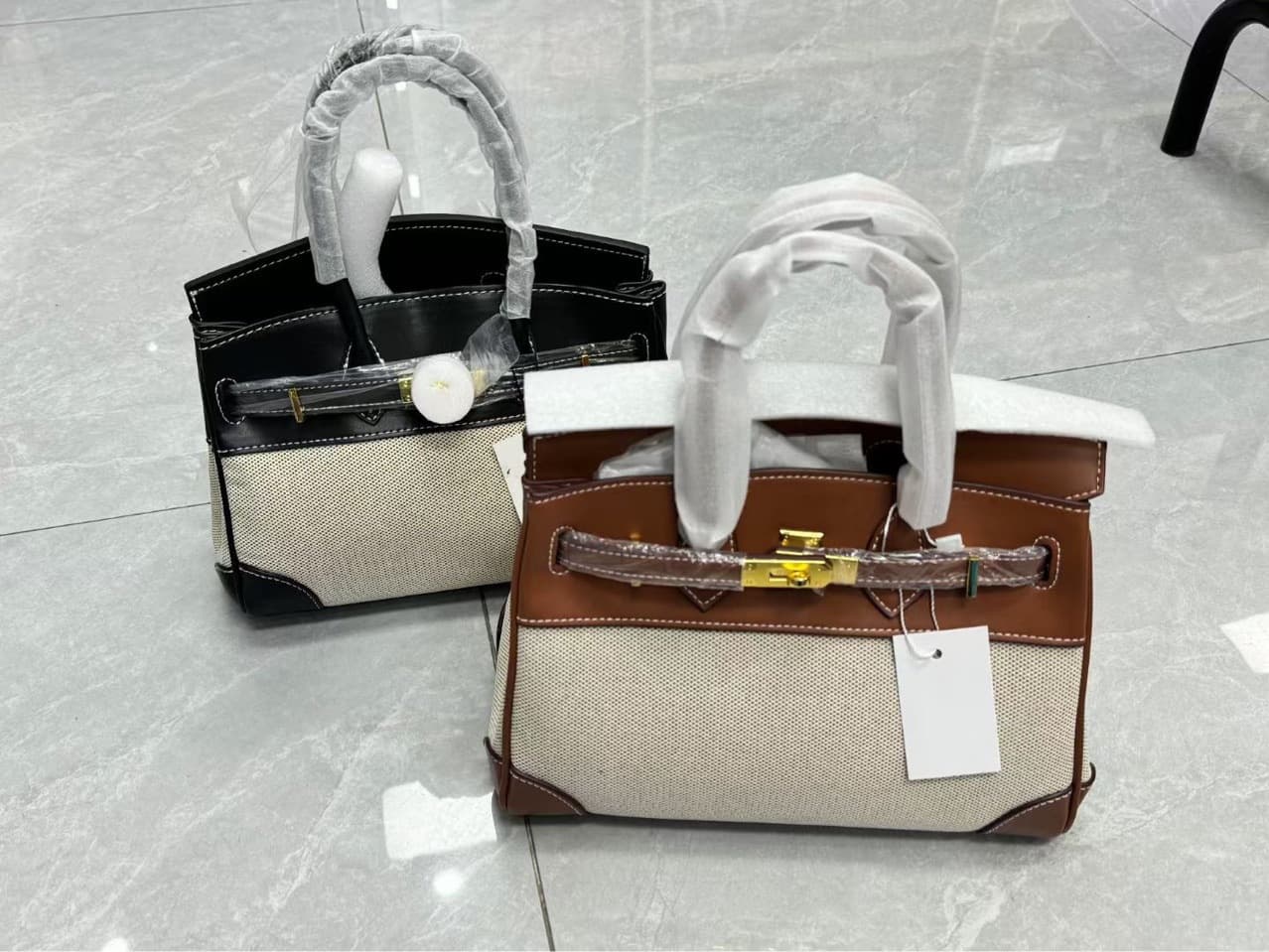 Factory Wholesale Casual Versatile Contrast Color Canvas with First Layer Cowhide Birkin Bag 25cm Portable Shoulder Bag Women's Bag