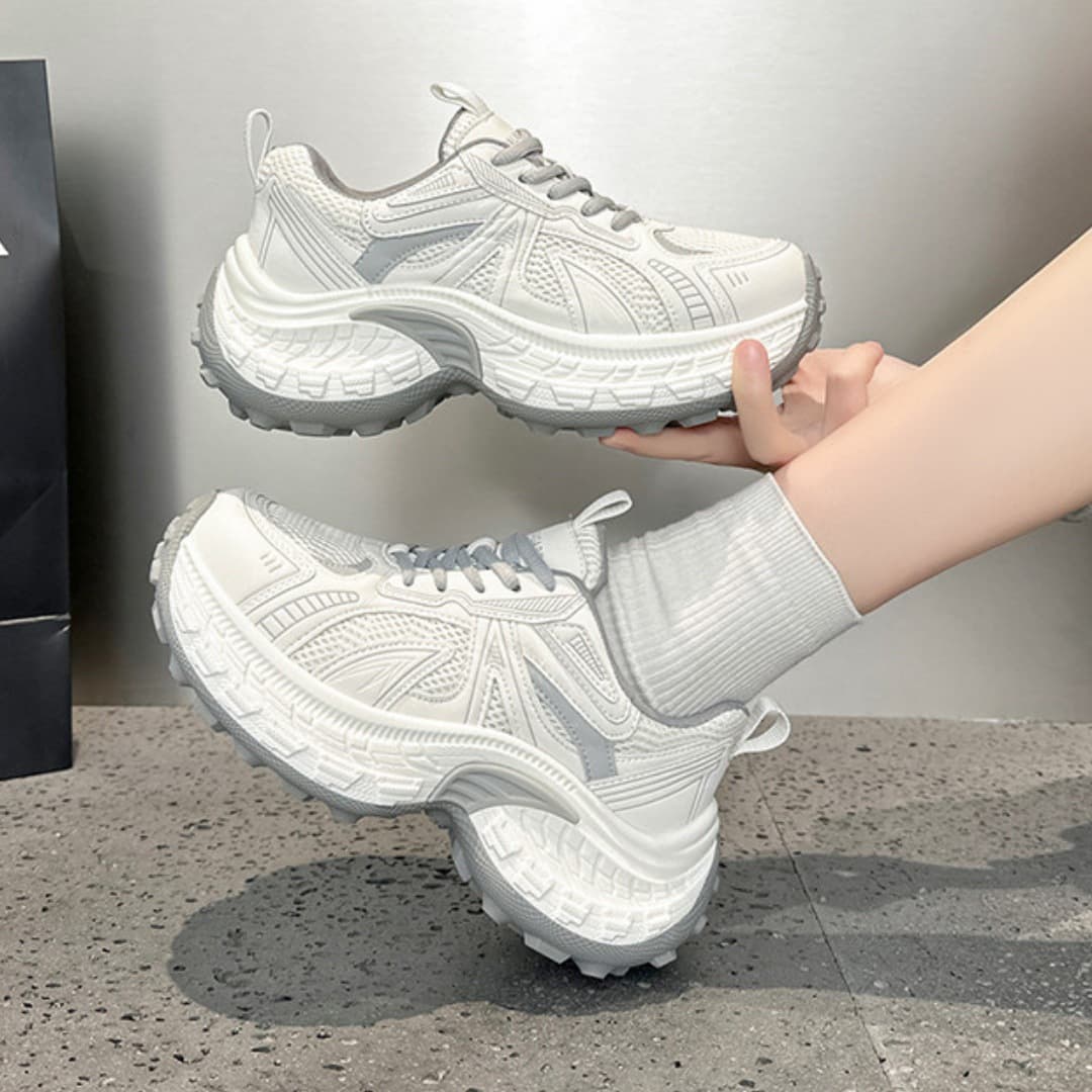 Korean-style Women's Chunky Sneakers Spring 2026 New Casual Shoes Thick Sole Heightening Lightweight Sports Women's Mesh Shoes