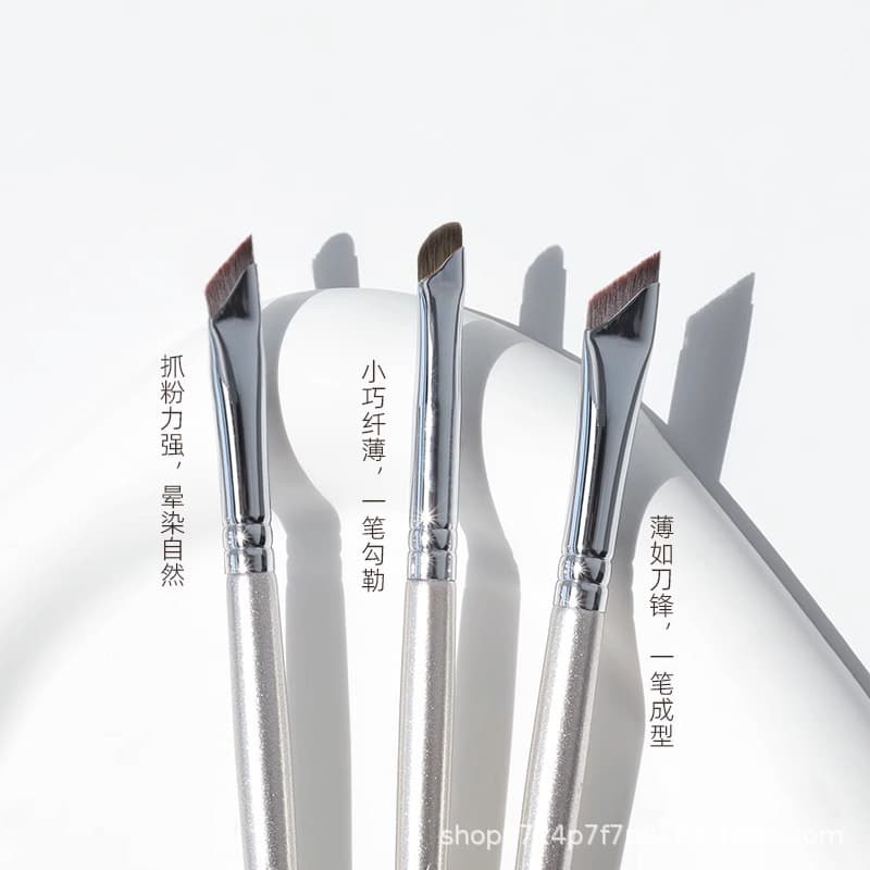Sickle Eyeliner Brush Large and Small Angled Blade Eyeliner Brush Lower Eyelid Brush Aegyo-sal Brush Eyebrow Brush Eye Makeup Brush