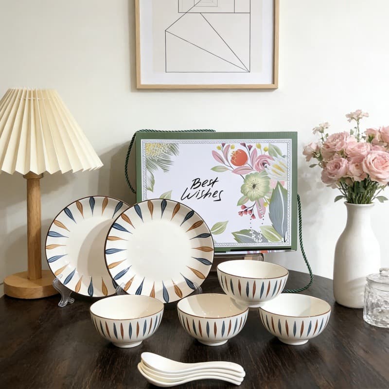 New New Year's gift simple ceramic tableware set dishes, dishes, chopsticks, bowls and spoons opening annual meeting event souvenirs