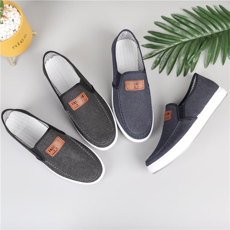 2025 Spring/Autumn New Men's Fashion Casual Canvas Shoes, Slip-On Flats for Middle-Aged, Elderly, and Students, Low-Top Men's Cloth Shoes