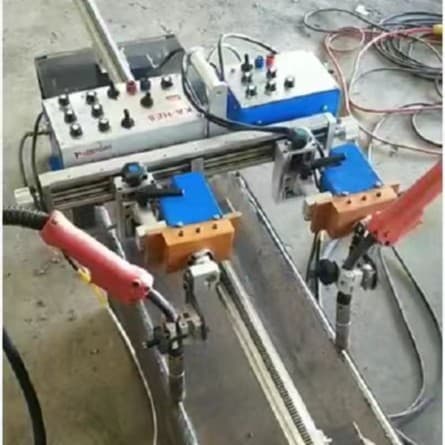 Welding Carriage Automatic Straight Line Welding Carriage Vertical Welding Oscillating Welding Carriage CO2 Gas Shielded Dual Gun Welding Carriage