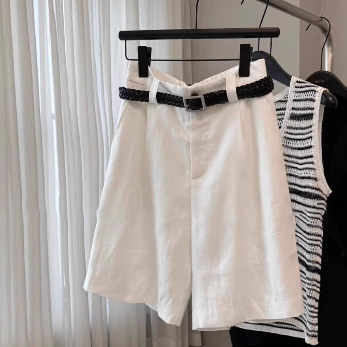 Top Recommendation! Old Money Style Tencel Linen White Bermuda Shorts 2026 Summer Comfortable Breathable Casual Shorts