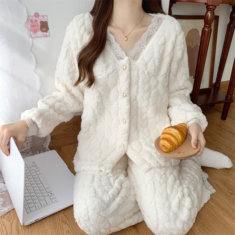 Autumn Winter Long Plush Jacquard Pajamas for Women Sweet Fresh Princess Style Long Sleeve Warm Cardigan Homewear Two-Piece Set
