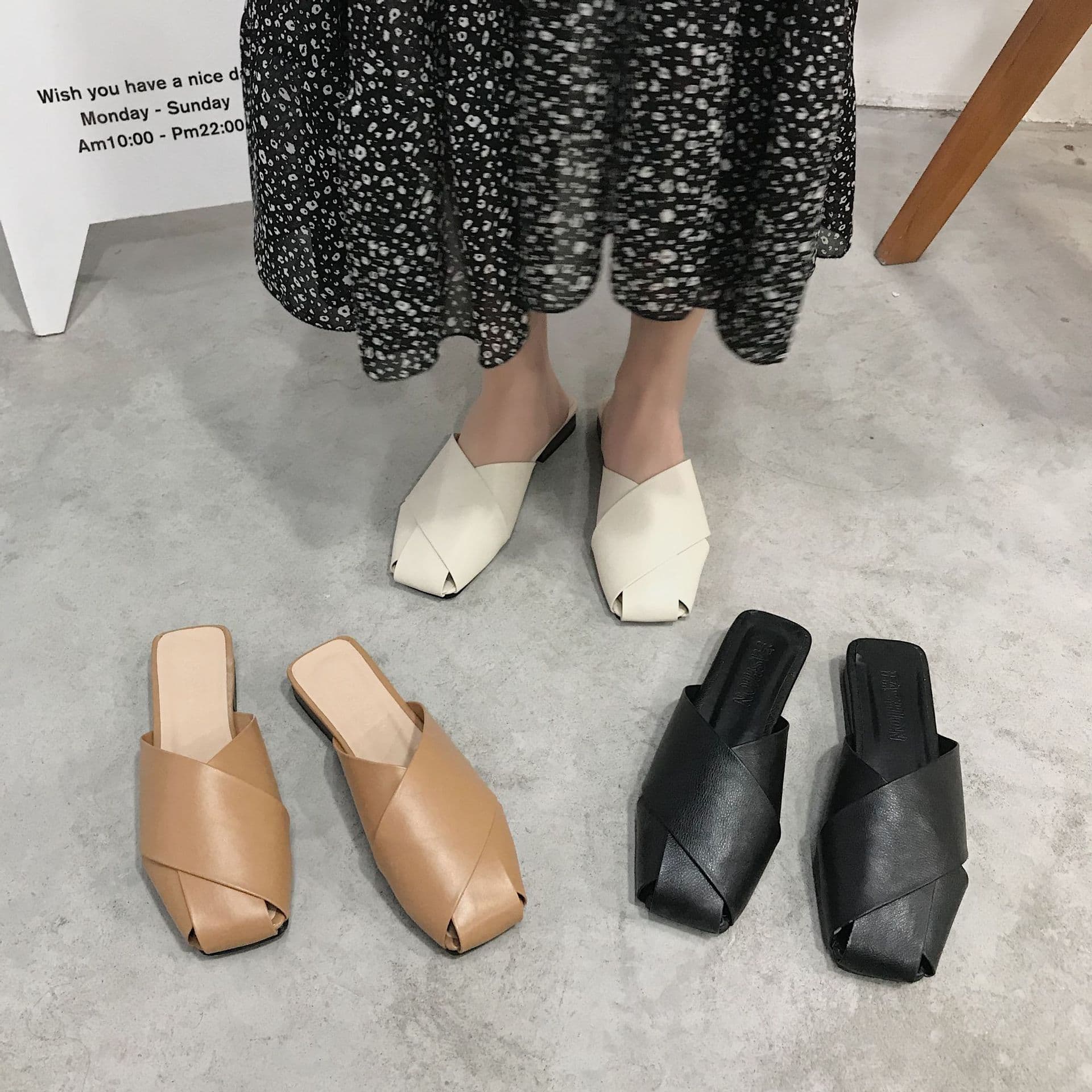 French Large Size Closed-Toe Half Slippers for Women Summer New Fashion Woven Breathable Square Toe Slip-On Mules