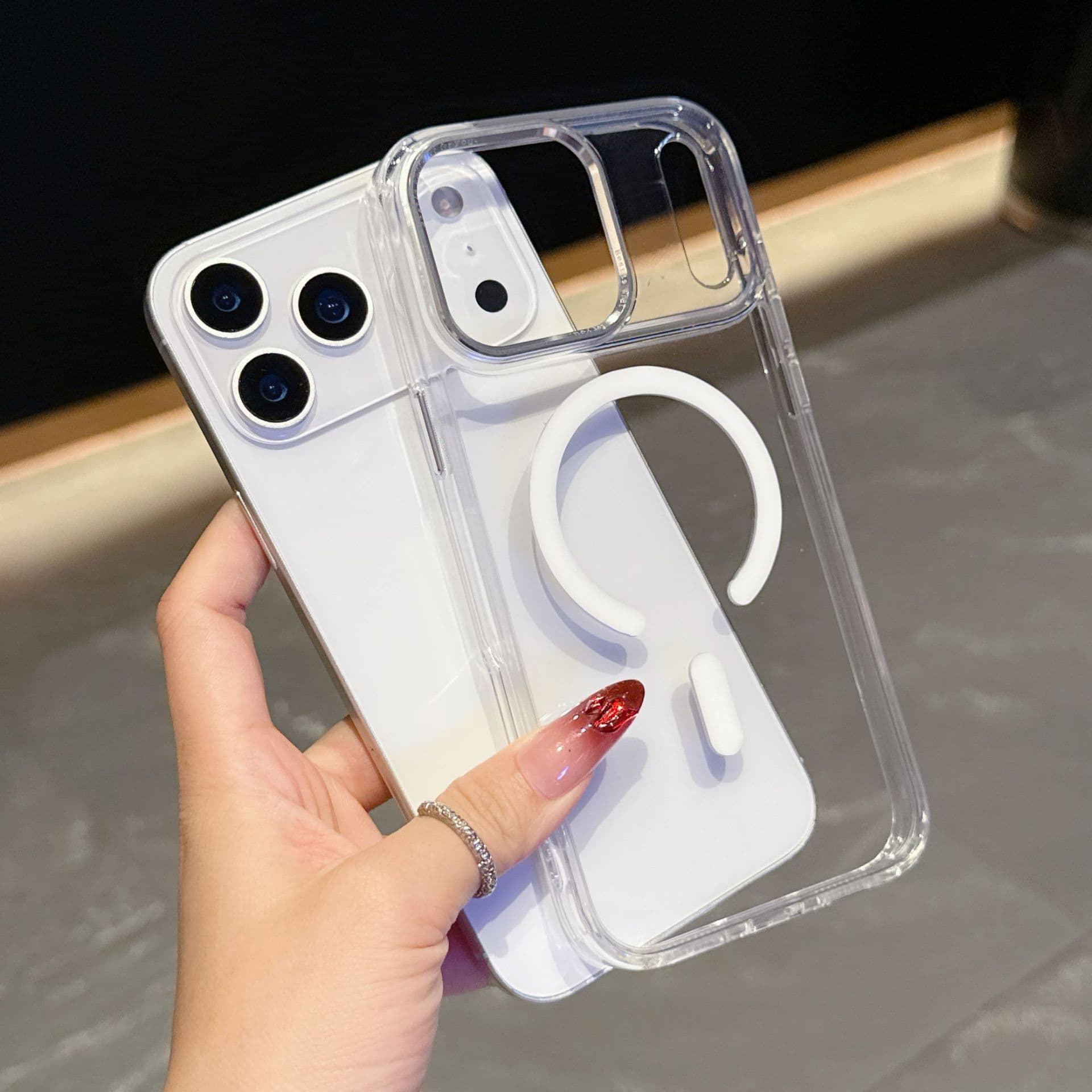 Compatible with iPhone 17 Pro Max Ice Color Phone Case MagSafe Magnetic iPhone 16 Transparent Anti-Drop Protective Case