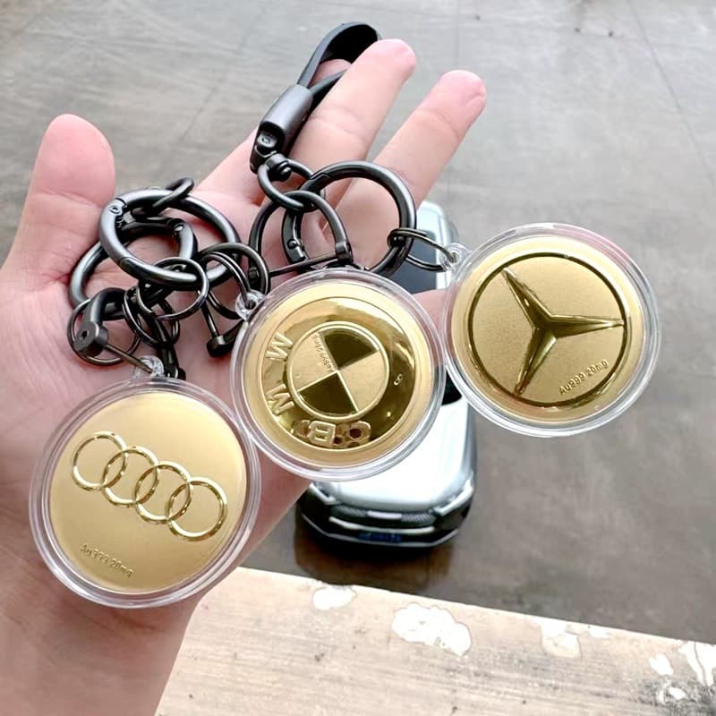 Hot-selling 999 pure gold car emblem pendant for BMW, Mercedes-Benz, Audi, etc. High-end gold keychain car emblem pendant