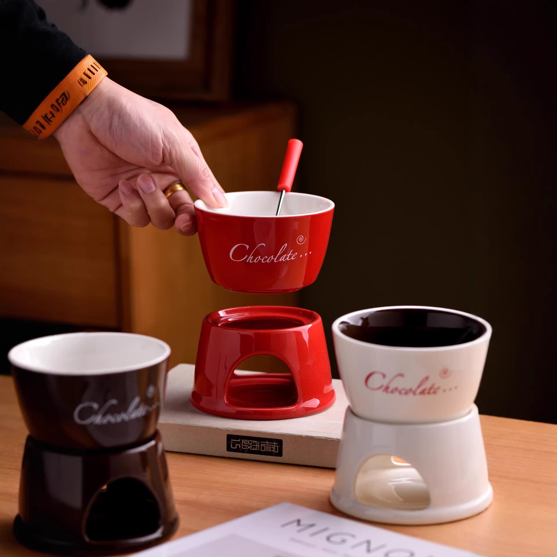 Round bowl hot pot cup chocolate hot pot ceramic cup Swiss ice cream cup cheese tableware cheese split