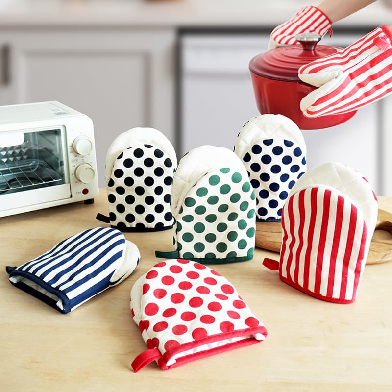 Japanese polka-dot striped duckbill-shaped thickened microwave oven insulation gloves kitchen cooking high temperature resistant gloves