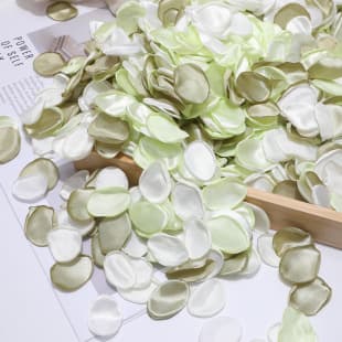 Avocado green simulated rose petals wedding scene decoration wedding banquet venue control hand-sprinkled petals confession petals fabric flowers