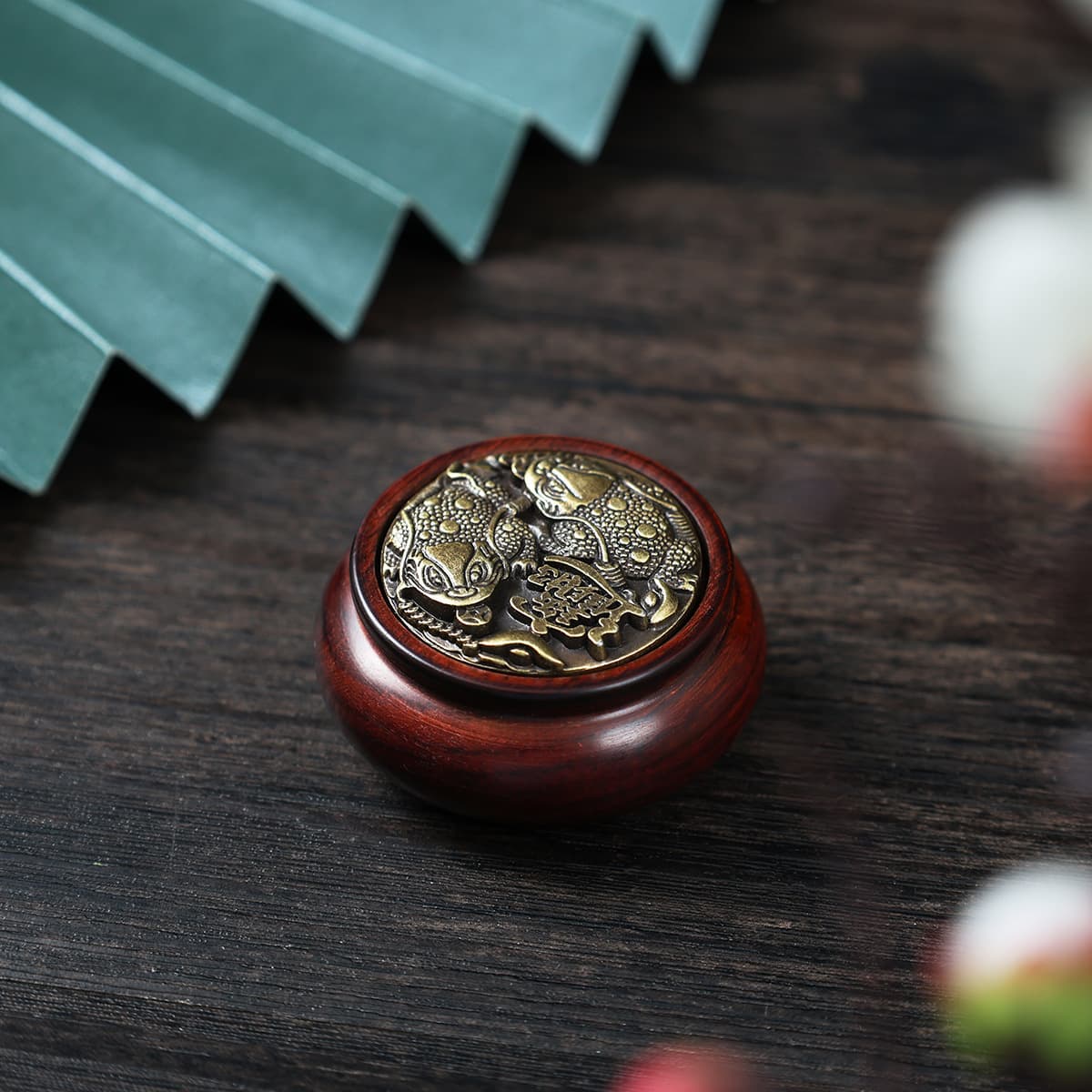 Sandalwood Treasure Basin Hand Piece, Brass Money-making Plaything, Rotating Copper Coin Stress Relief Toy, Portable Hand Play
