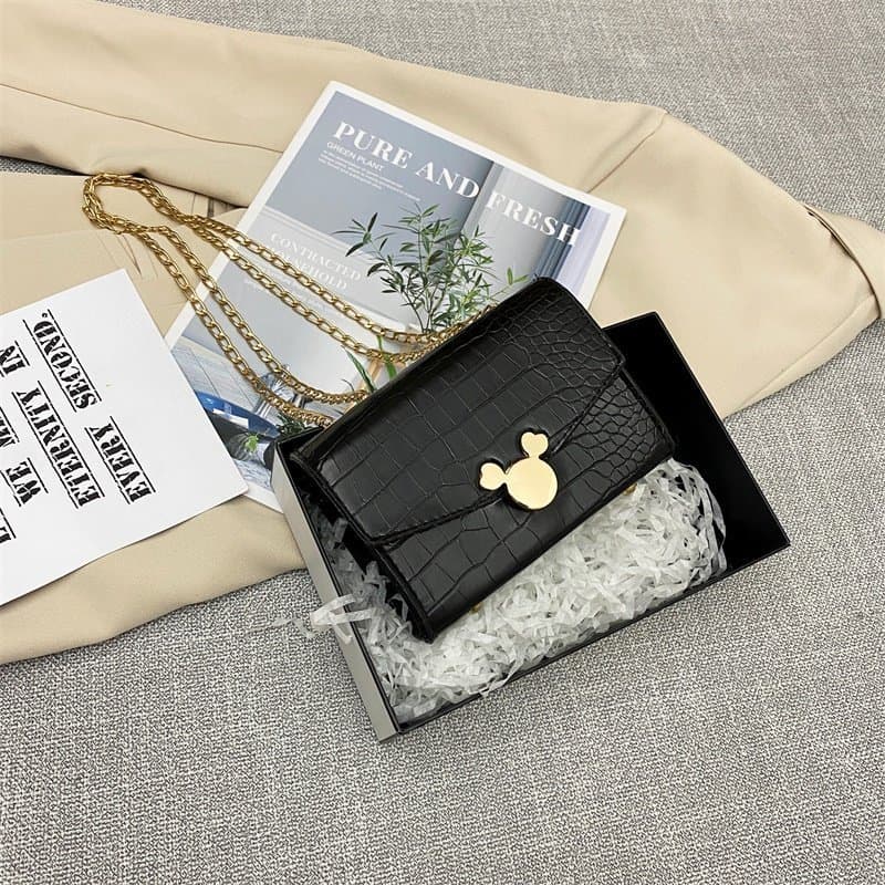 2026 New Stylish Women's Bag Trendy Personalized Crocodile Pattern Fashion Clutch Casual Minimalist Temperament Envelope Bag