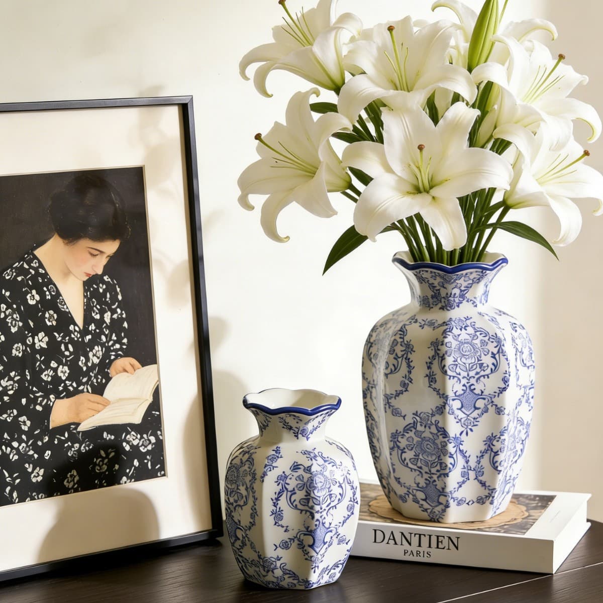 Jingdezhen Blue and White Porcelain Vintage Ceramic Vase, High-End Niche Home Flower Vase, Table Decoration