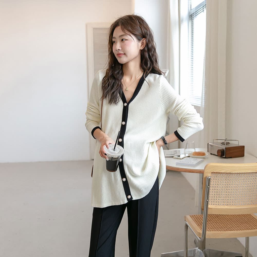 Autumn New Style Maternity Wear Korean Fashion Style Color Block V-Neck Knit Cardigan Stylish Youthful Little Fragrance Style Jacket Trendy