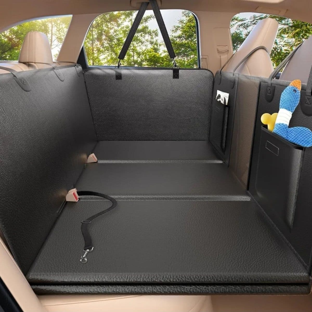 Car pet mat, rear seat pet mat, thickened anti-scratch leather fabric, waterproof car seat cushion for dogs, and other uses.