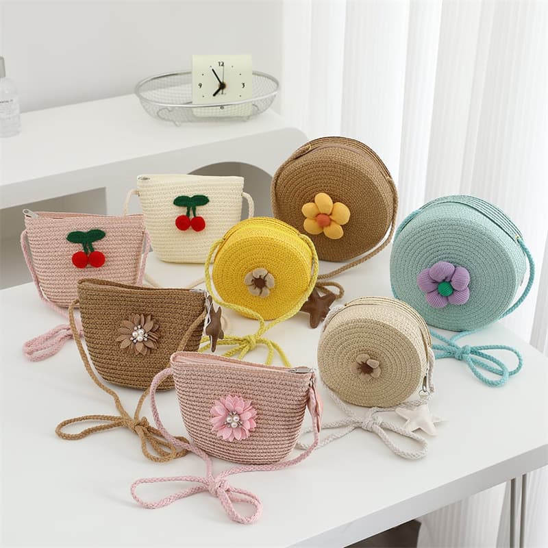 2026 New Summer Cute Straw Beach Bag Cherry Bag Kids Floral Straw Woven Crossbody Bag for Girls Vacation Bag