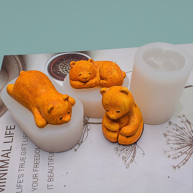 Sleeping Bear Sugar Silicone Mold - Variety of Bear Aromatherapy Candle Baking Props, Car Cake Decoration Ornaments