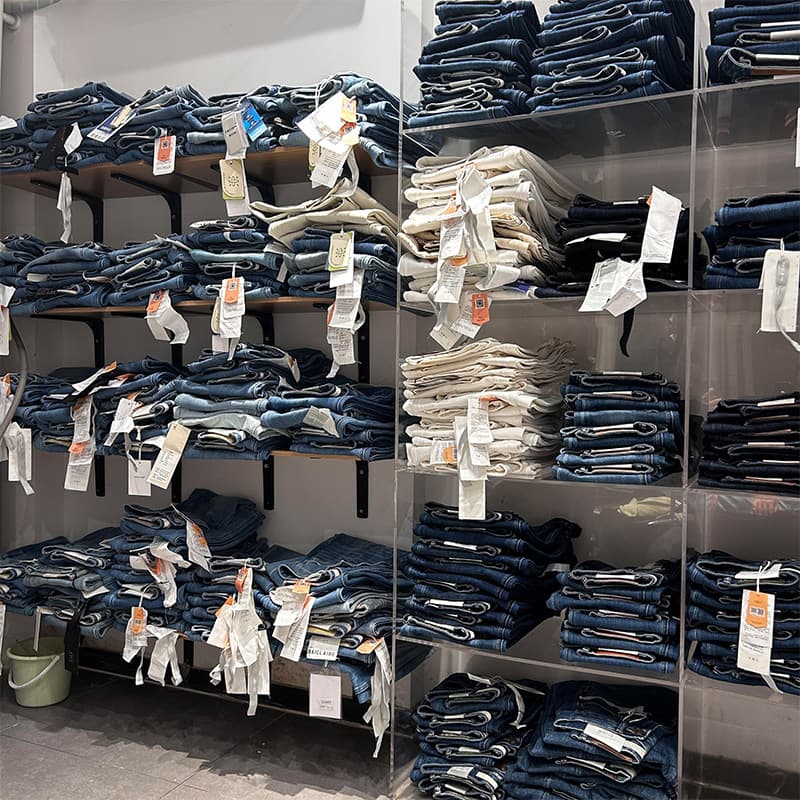 New brand discount women's Shisanhang jeans assorted styles, mid-to-high-end premium quality, wholesale for physical stores and live-streaming