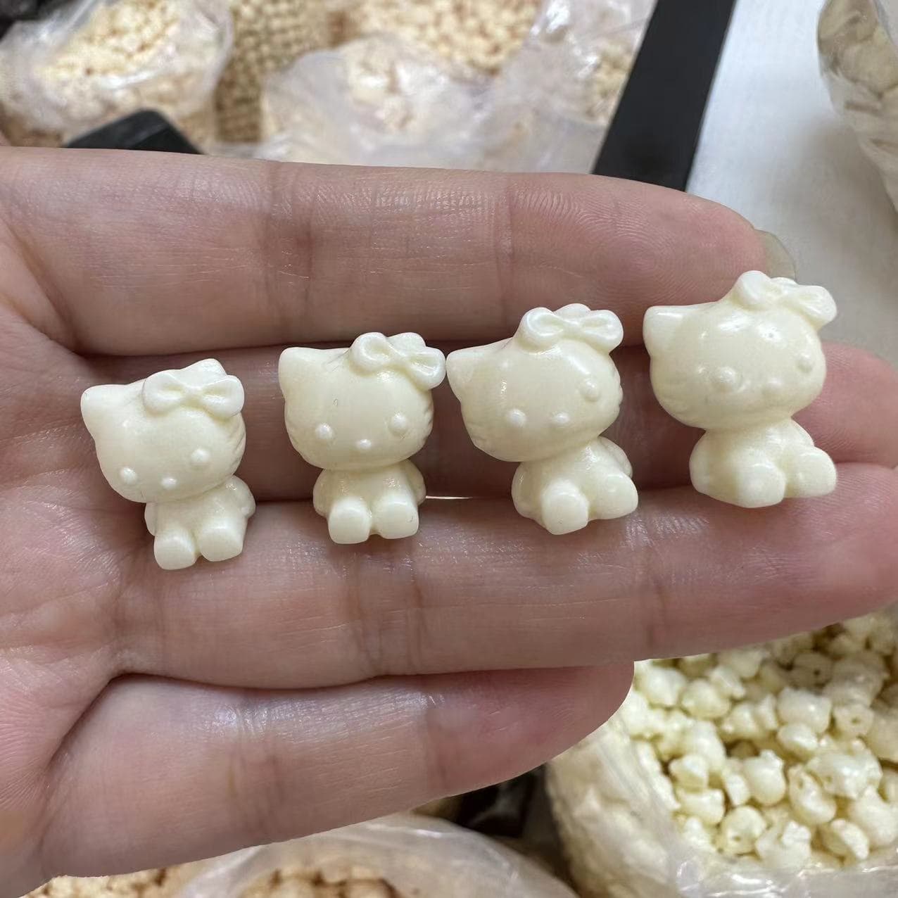 Ivory Nut Carved Matching Beads Hello Kitty DIY Bodhi Seed Bracelet Super Cute Accessories Handheld Components Unisex