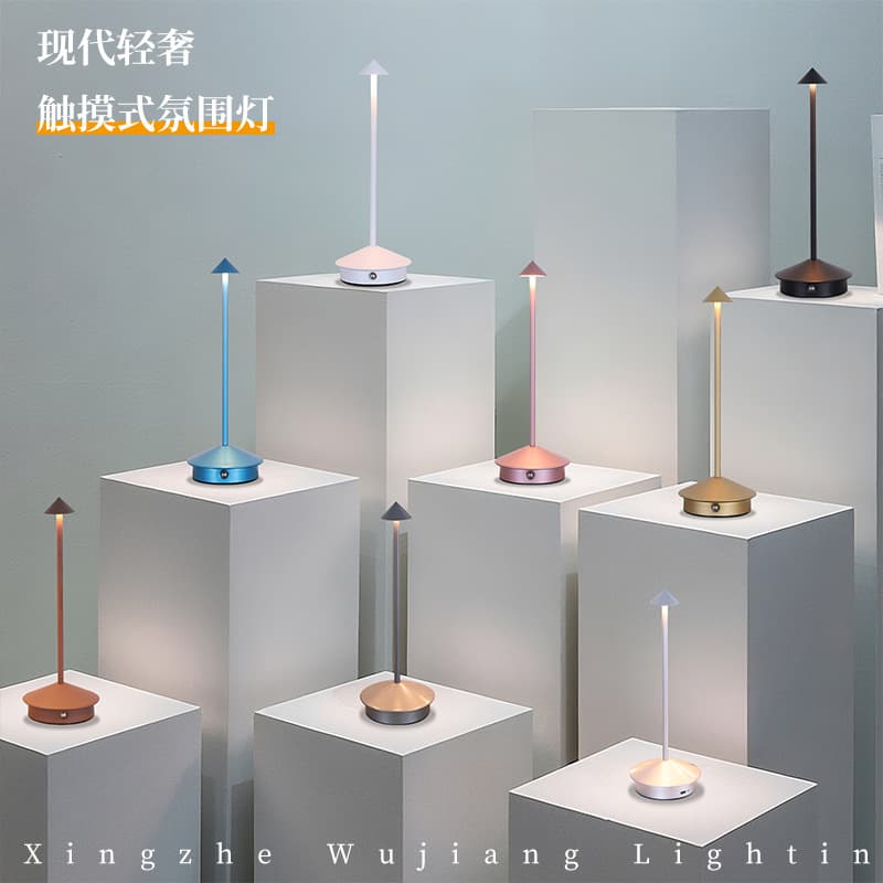 New Nordic Italian Metal Restaurant Arrow Living Room Atmosphere Camping USB Coffee Shop Wireless Charging Desk Lamp