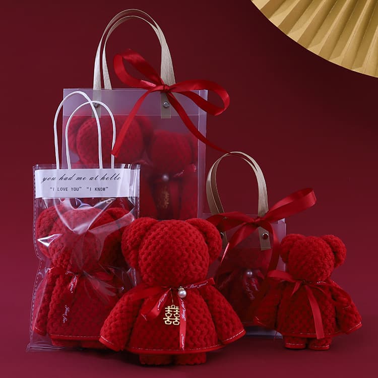 Wedding Creative Bear Towel Wedding Favor Return Gift Bridesmaid Red Wedding Small Gift Box Logo Wholesale