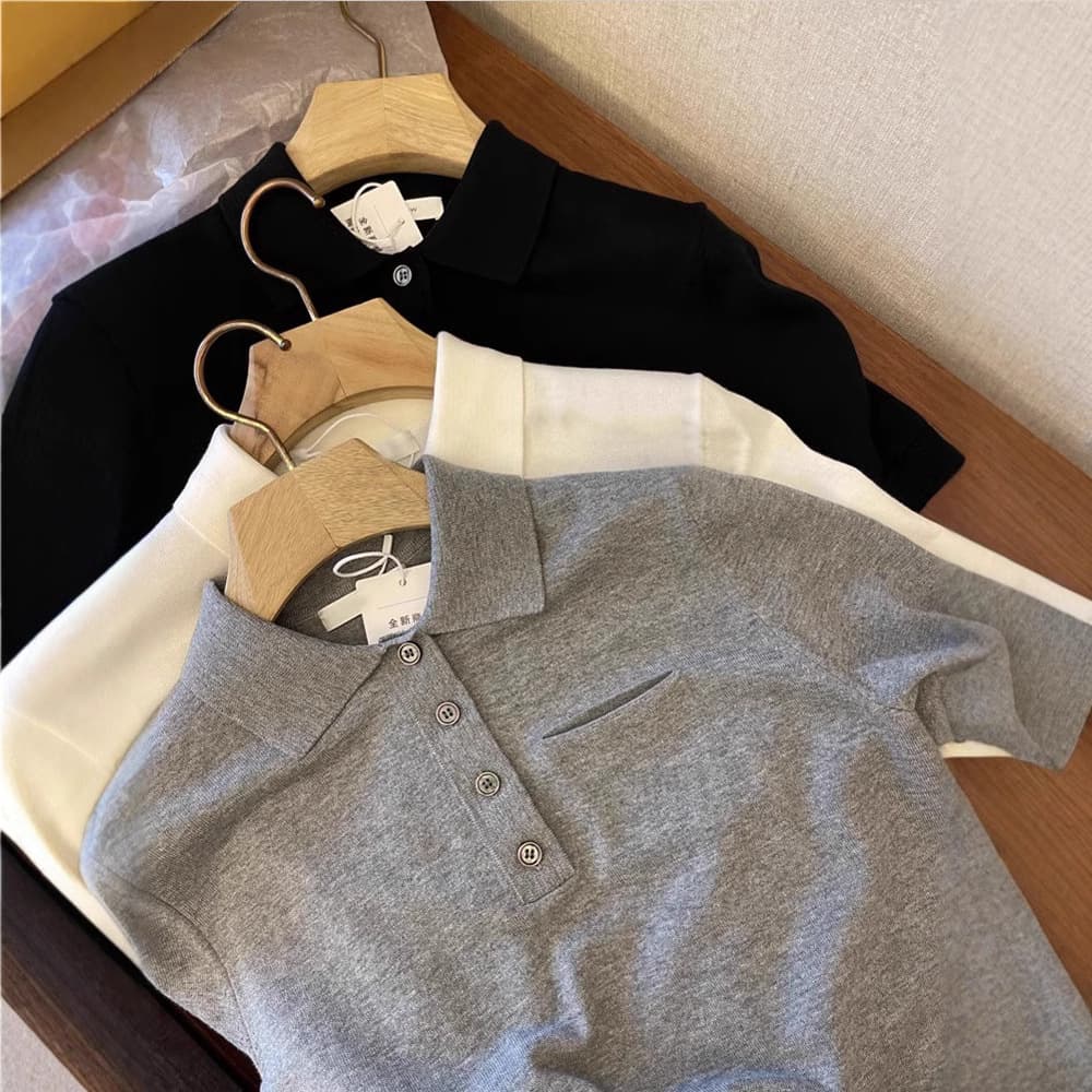 Obsessed!! Ultra-charming collar and elegant vibe, French polo collar, regular shoulder, slimming short-sleeve knit top