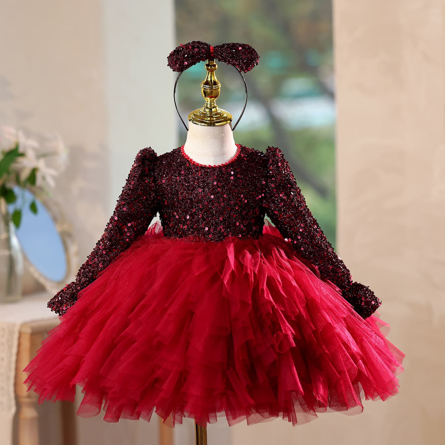 Girls' birthday party one-year-old evening dress burgundy host catwalk princess dress children's piano performance costume