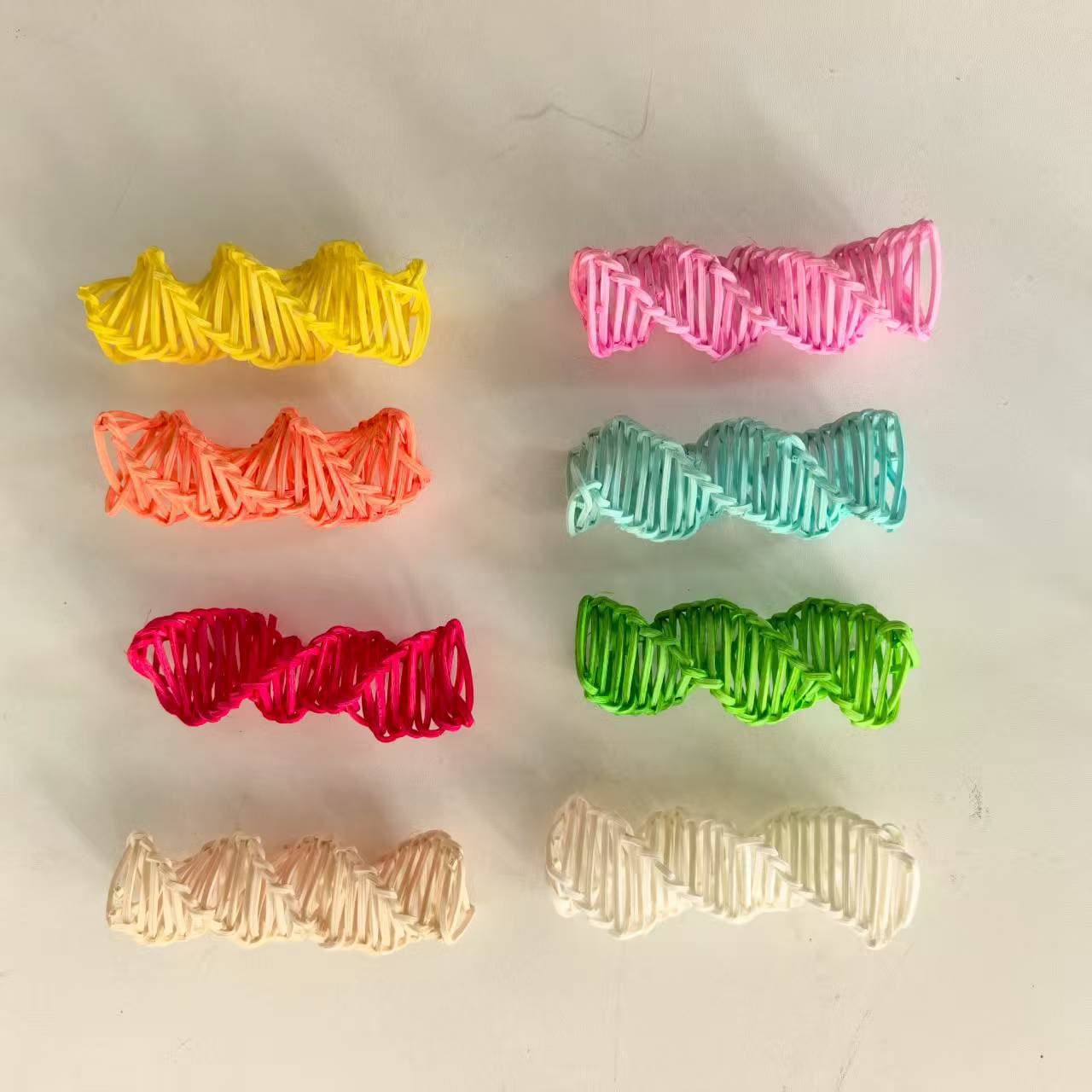 Cross-border new product: rattan spiral hanging ornament, pet toy, non-traditional craft small accessory.