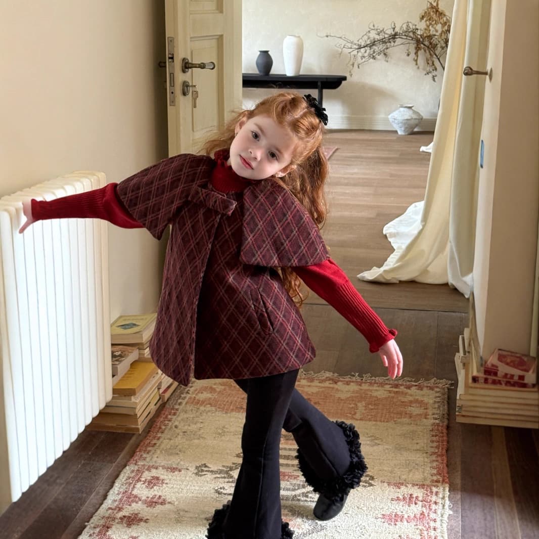 Orange Joy 25 Winter Korean-style Children's Elegant Cape Coat, Girls' Retro Scottish Red Plaid Cotton-padded Top